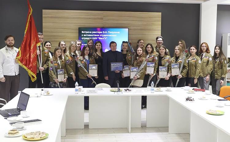 The Rector awarded the representatives of the university student’s unions