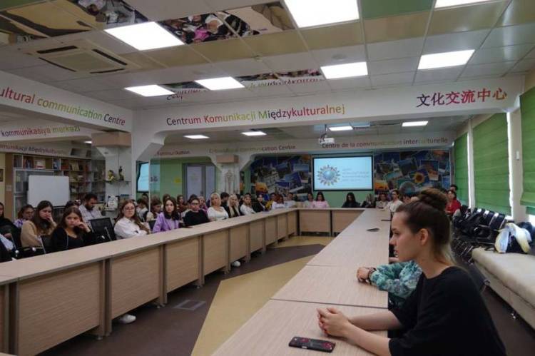 A round table on prevention of antisocial and extremist behavior in student community is held at BelSU