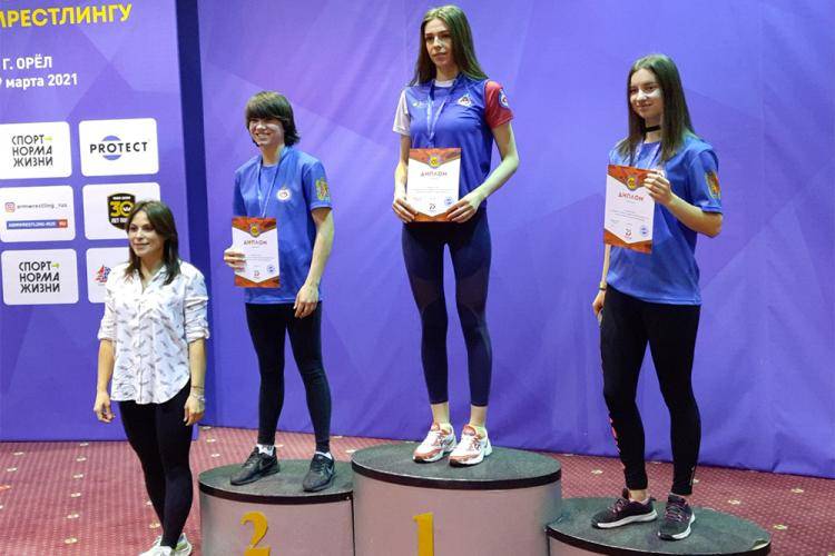 Студентка Белгородского госуниверситета выиграла Первенство России по армрестлингу