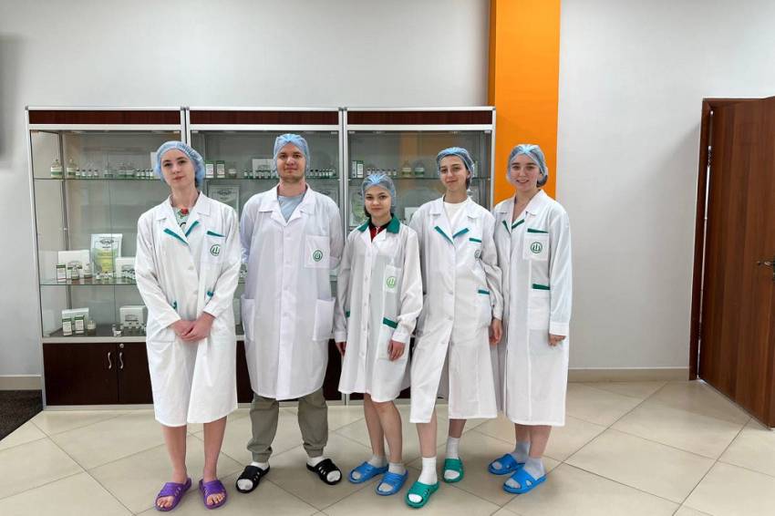 Студенты-биотехнологи НИУ «БелГУ» проходят практику на Щёлковском биокомбинате