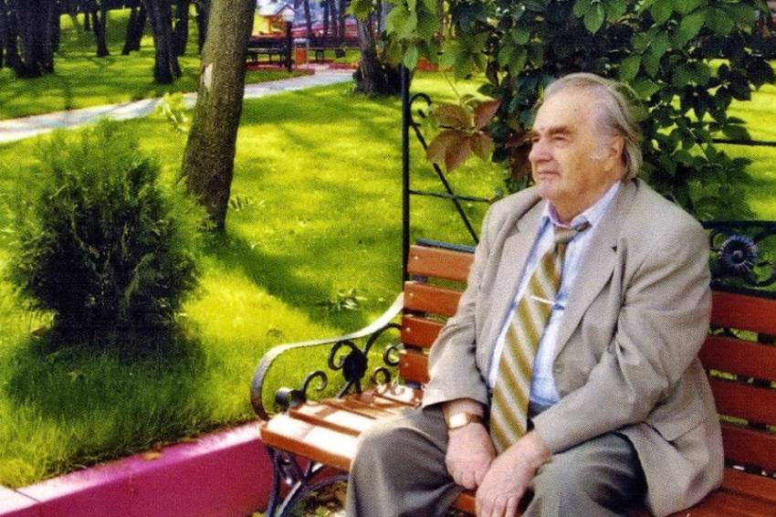 Почётный профессор НИУ «БелГУ» отметил 90-летие