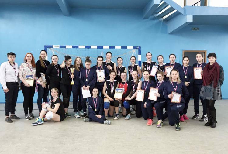 Волейболистки НИУ «БелГУ» выиграли открытый областной турнир