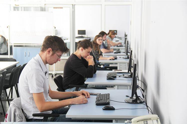 События НИУ «БелГУ» в ниу «белгу» начались вступительные испытания для поступающих в магистратуру и аспирантуру