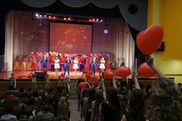 События НИУ «БелГУ» университет поздравил женщин с 8 марта