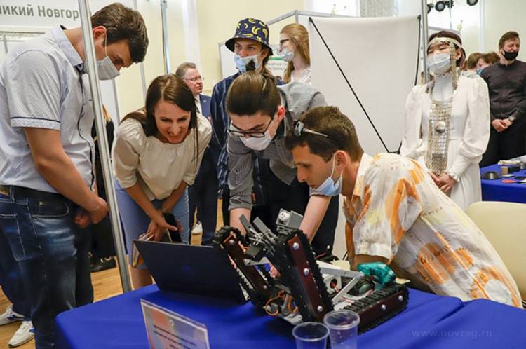 Young inventors are the assets of future global science 