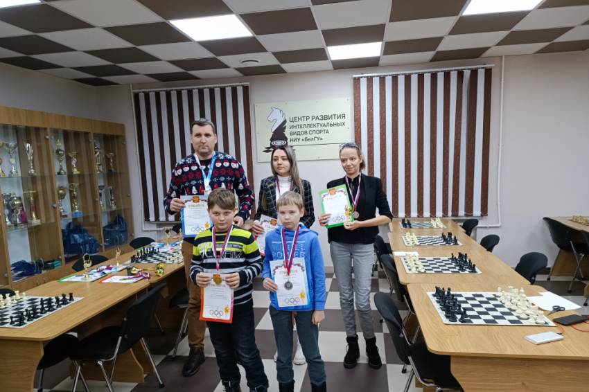 События НИУ «БелГУ» в белгородском госуниверситете подвели итоги турниров по шашкам