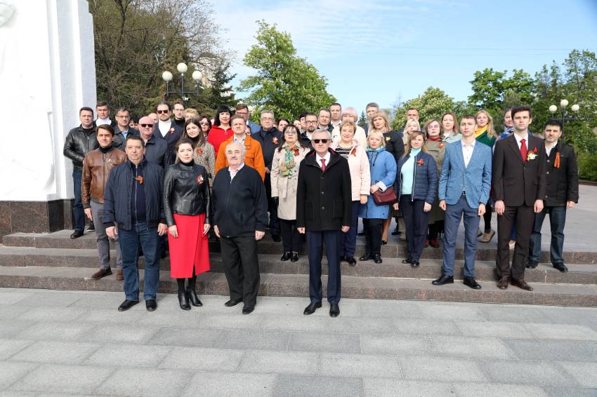 События НИУ «БелГУ» коллектив ниу «белгу» принял участие в патриотической акции «волна памяти»