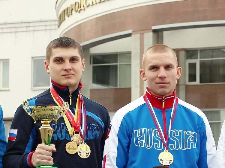 Golden medals of university’s weightlifters 