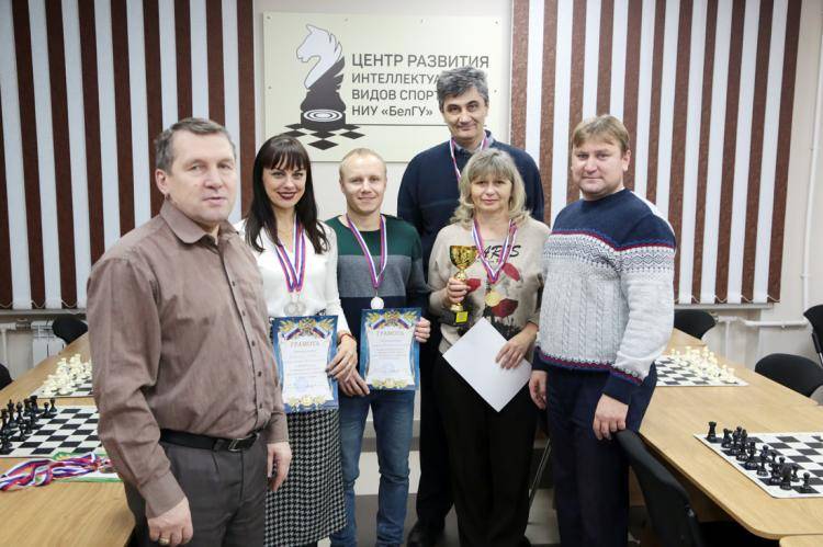 События НИУ «БелГУ» в центре развития интеллектуальных видов спорта ниу «белгу» завершились соревнования по русским шашкам