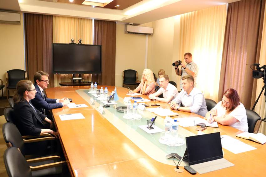 Мэр Белгорода выразил благодарность НИУ «БелГУ» за развитие отношений с Китаем
