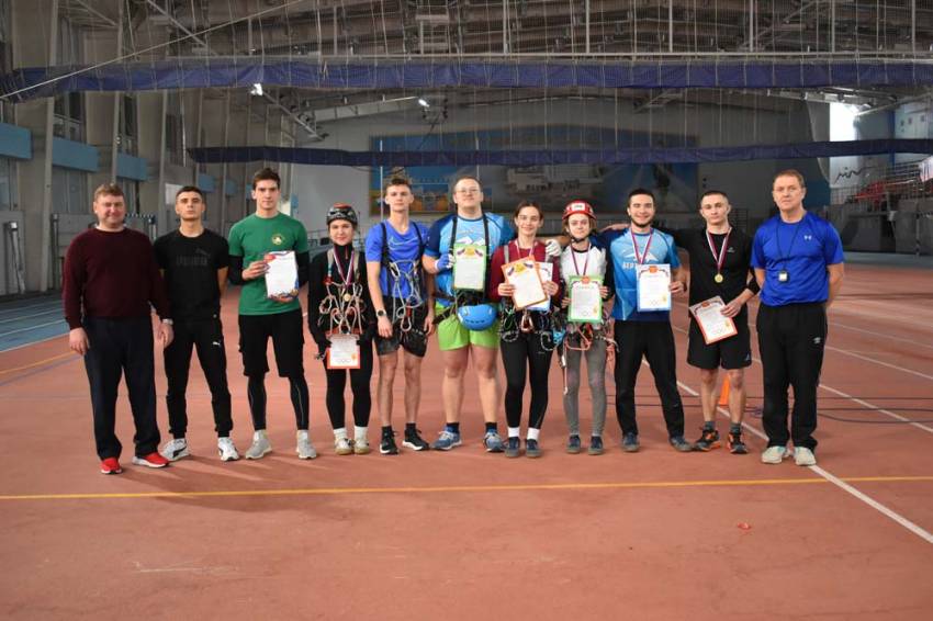 Спортивный клуб НИУ «БелГУ» провёл соревнования ко Дню студента