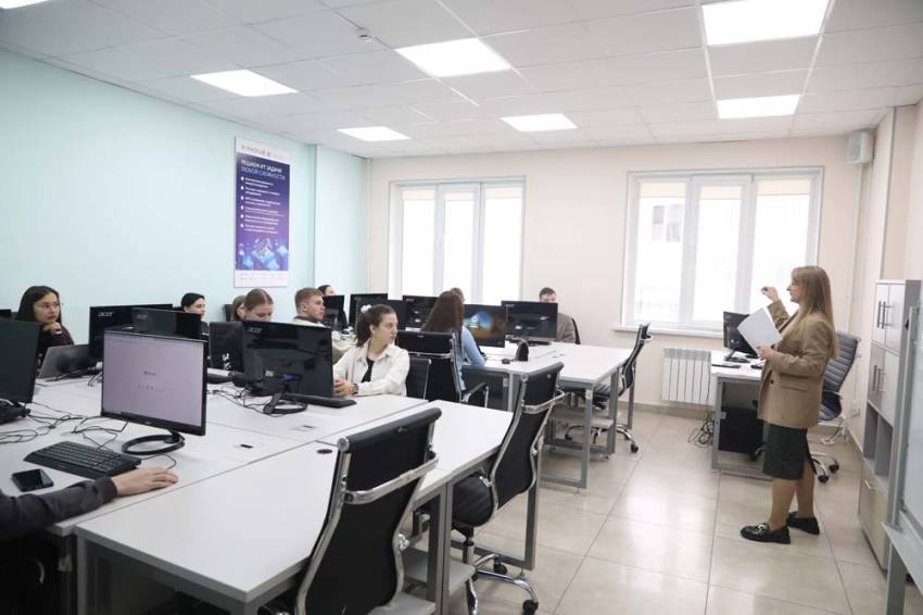 Участники акселераторов НИУ «БелГУ» прокачали лидерские качества События НИУ «БелГУ» участники акселераторов ниу «белгу» прокачали лидерские качества