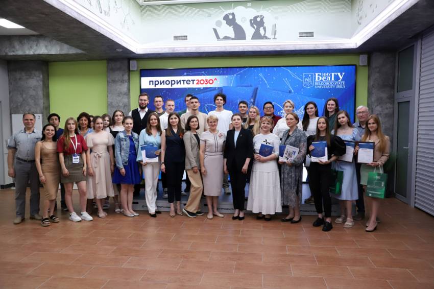 Победителей межрегионального литературного конкурса наградили в НИУ «БелГУ» 