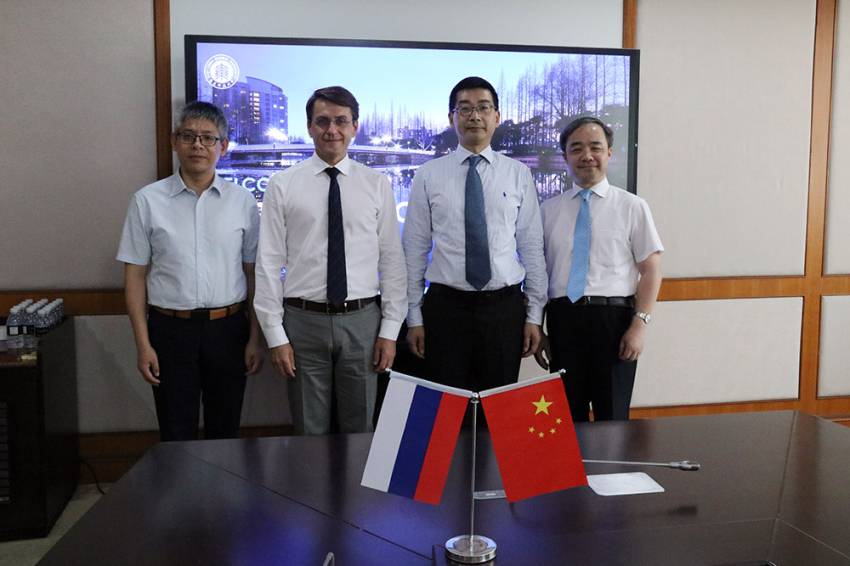 НИУ «БелГУ» подписал соглашение о сотрудничестве с Восточно-Китайским педагогическим университетом