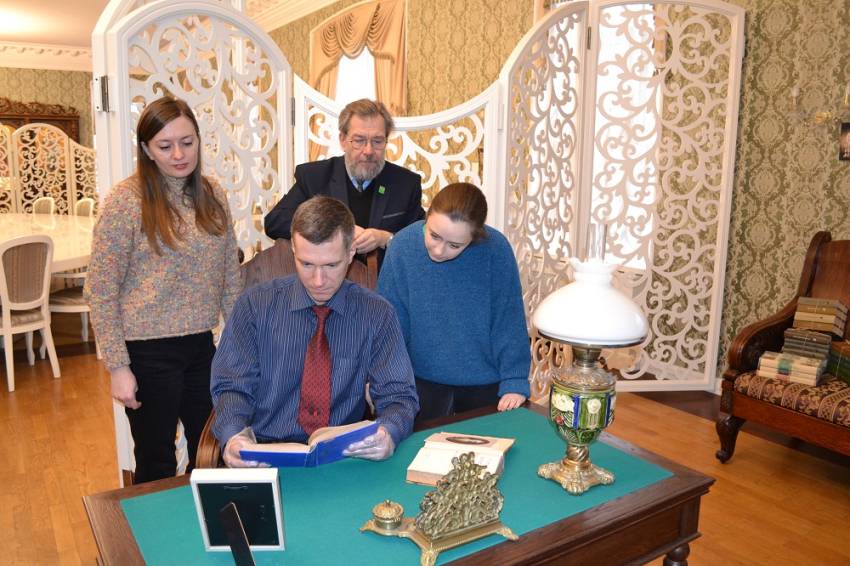 Молодые учёные НИУ «БелГУ» приступили к комплексному исследованию архивов Николая Страхова
