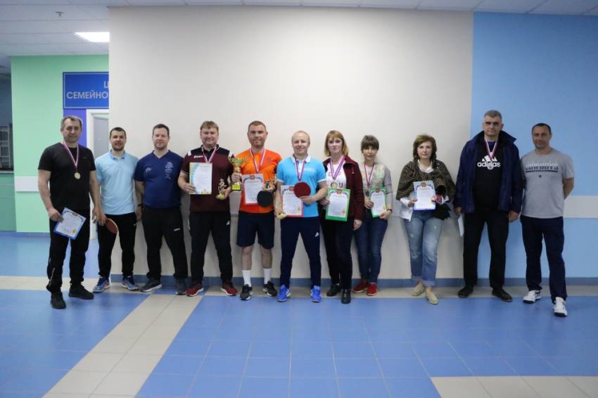 В Белгородском госуниверситете определили лучших теннисистов