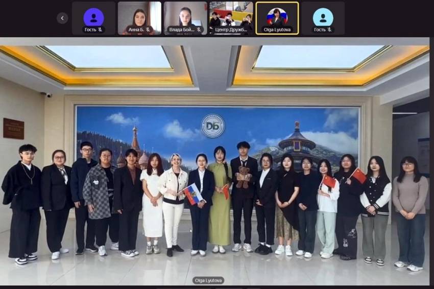 Встречу в Литературном салоне посвятили Дню китайского языка