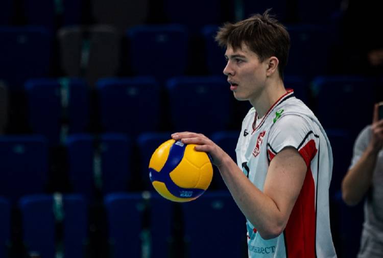Студент Белгородского госуниверситета стал лучшим игроком матча чемпионата России по волейболу
