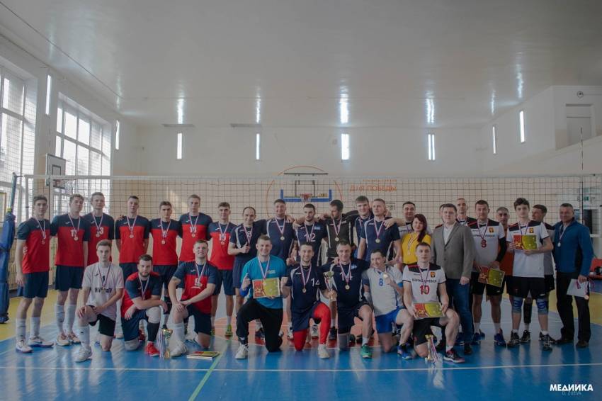 Волейболисты Белгородского госуниверситета стали призёрами открытого межрегионального турнира