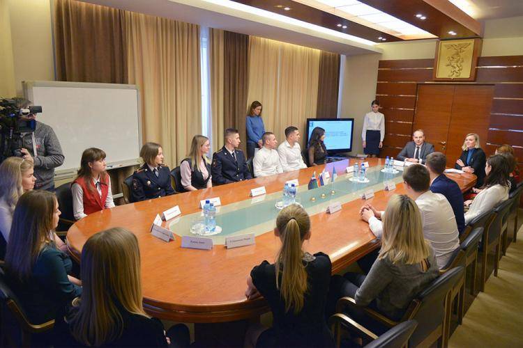 Студенты НИУ «БелГУ» - обладатели персональных стипендий мэра Белгорода