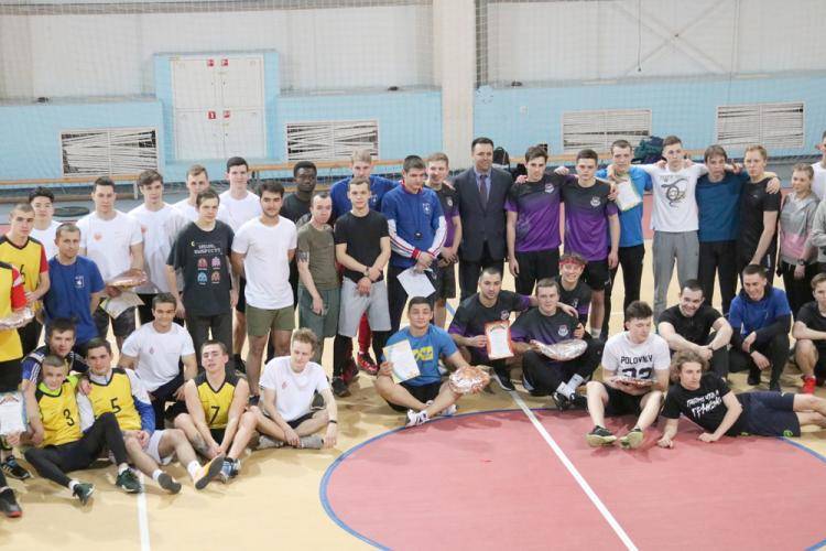 Спортивный праздник сильных, ловких и смелых События НИУ «БелГУ» спортивный праздник сильных, ловких и смелых