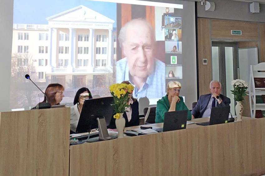 Взаимодействие общеобразовательной школы и педагогического вуза обсудили в НИУ «БелГУ»