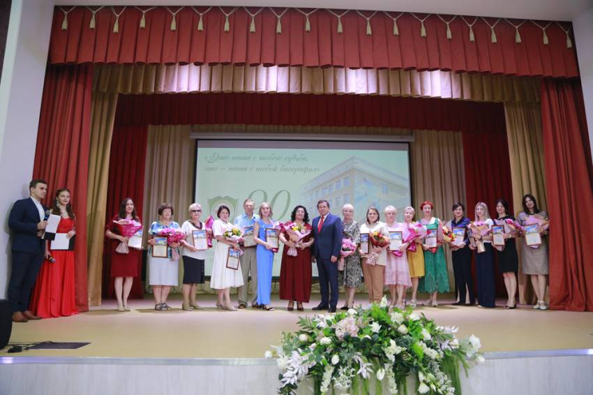 Медицинский колледж НИУ «БелГУ» празднует 90-летие 