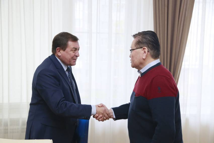 Ректор Белгородского госуниверситета встретился с послом Монголии