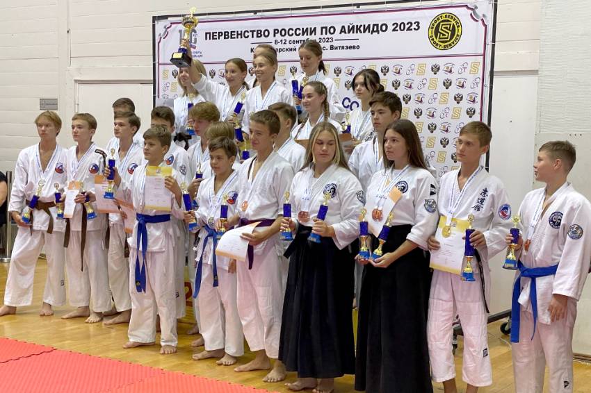 Обучающиеся НИУ «БелГУ» выиграли первенство России по айкидо