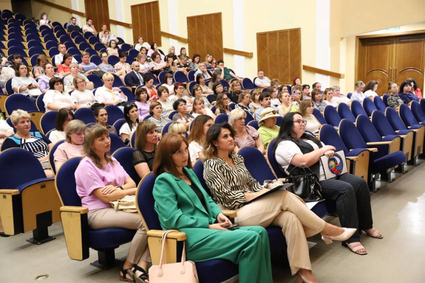 В НИУ «БелГУ» прошёл форум «Идеальный госпаблик школ»