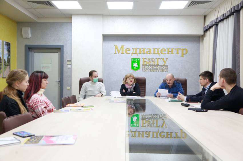 В НИУ «БелГУ» реализуется уникальный литературный проект События НИУ «БелГУ» в ниу «белгу» реализуется уникальный литературный проект