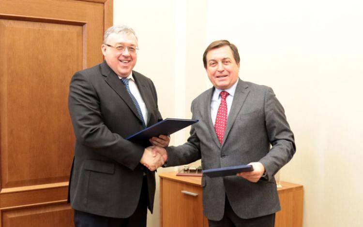 BelSU has signed the cooperation agreement with Schwabe holding of Rostekh State corporation  BelSU has signed the cooperation agreement with Schwabe holding of Rostekh State corporation