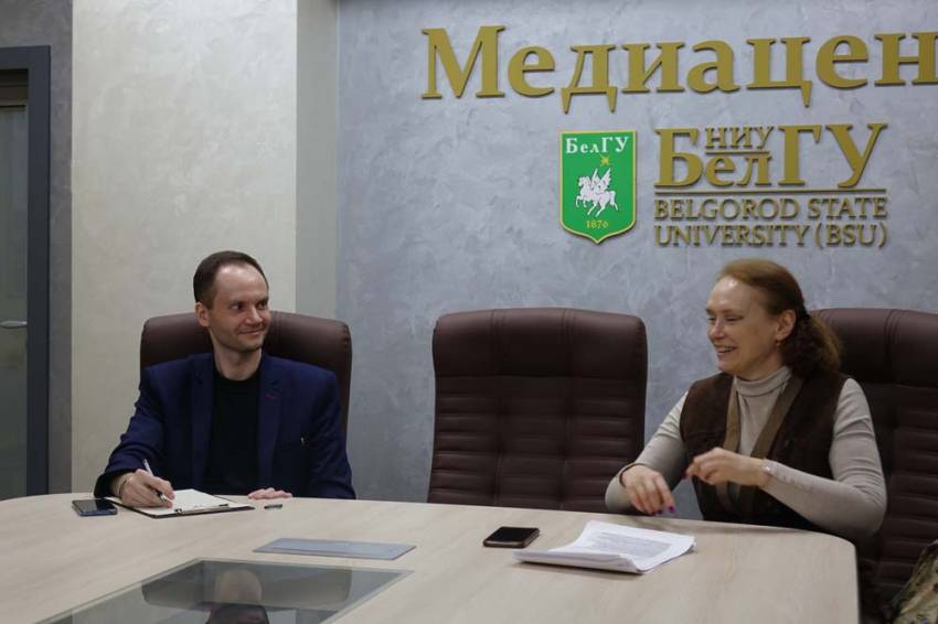 Работу литературной мастерской НИУ «БелГУ» посвятили анализу произведений студентов События НИУ «БелГУ» работу литературной мастерской ниу «белгу» посвятили анализу произведений студентов