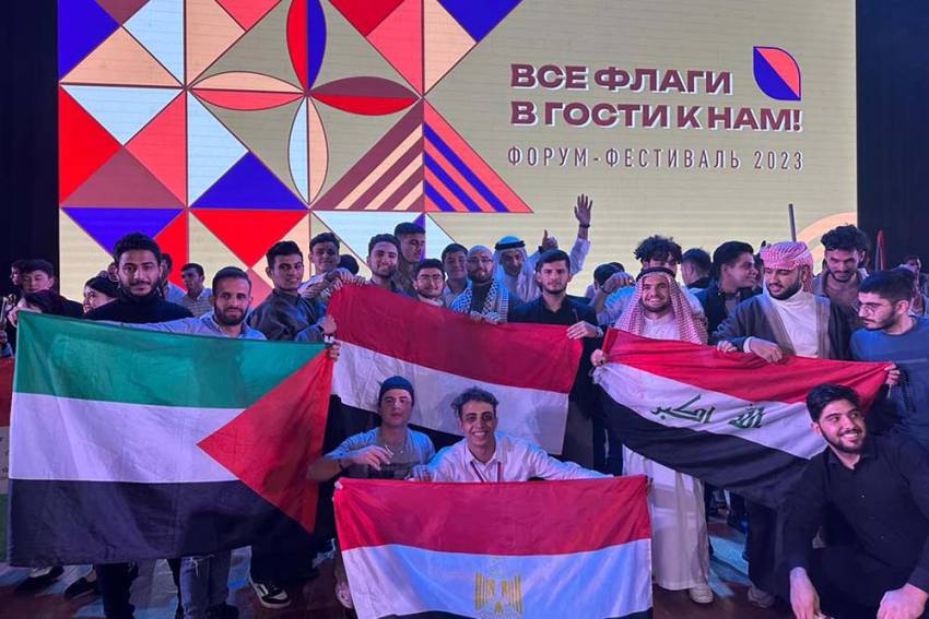 Иностранные студенты НИУ «БелГУ» стали участниками форума «Все флаги в гости к нам!»