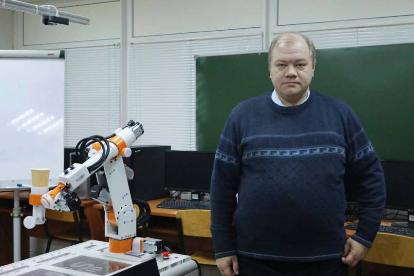 Учёные НИУ «БелГУ» разработали уникальное ПО и систему реабилитации для парализованных инвалидов События НИУ «БелГУ» учёные ниу «белгу» разработали уникальное по и систему реабилитации для парализованных инвалидов