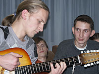 События НИУ «БелГУ» В этот вечер ребята исполняли под гитару свои любимые песни
