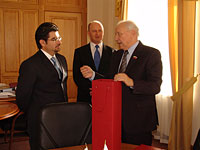 В рамках визита в Белгород посол Эквадора Патрисио Чавес Савала встретился с Председателем Областной Думы А.Я. Зеликовым