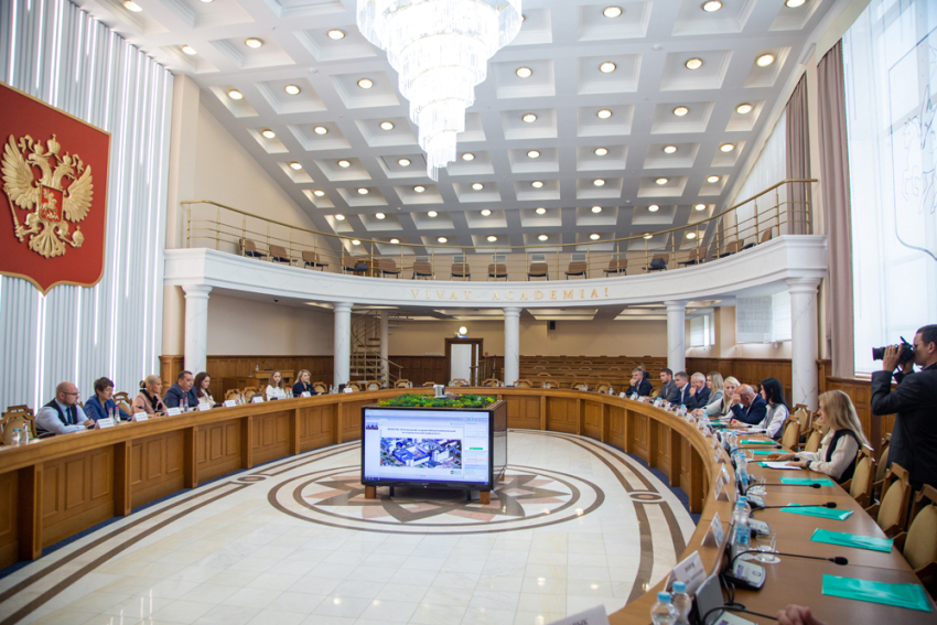 Развитие экономических, финансовых и кредитных систем в новых реалиях обсудили в НИУ «БелГУ»