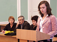 События НИУ «БелГУ» Анна Михайлюкова, студентка СТФ, выступала первой, ее доклад вызвал бурную дискуссию