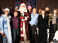 Старшеклассников пригласили в гости к Деду Морозу и Снегурочке