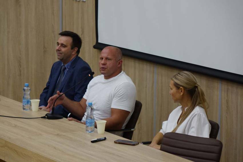 «Диалог на равных» с Фёдором Емельяненко состоялся в Белгородском госуниверситете 