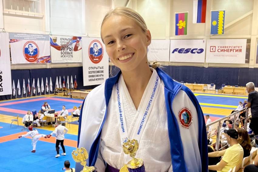 Обучающаяся медицинского колледжа НИУ «БелГУ» победила на всероссийском спортивно-физкультурном форуме по айкидо