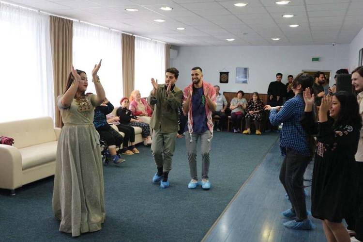 International students from Belgorod State University visit a rehabilitation centre in Belgorod
